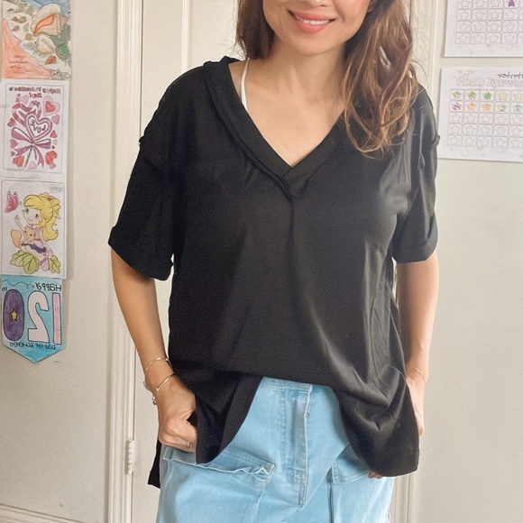 021 Black V neck Pocket Raw Detail Short Sleeve Oversized Tee - Picture 1 of 17